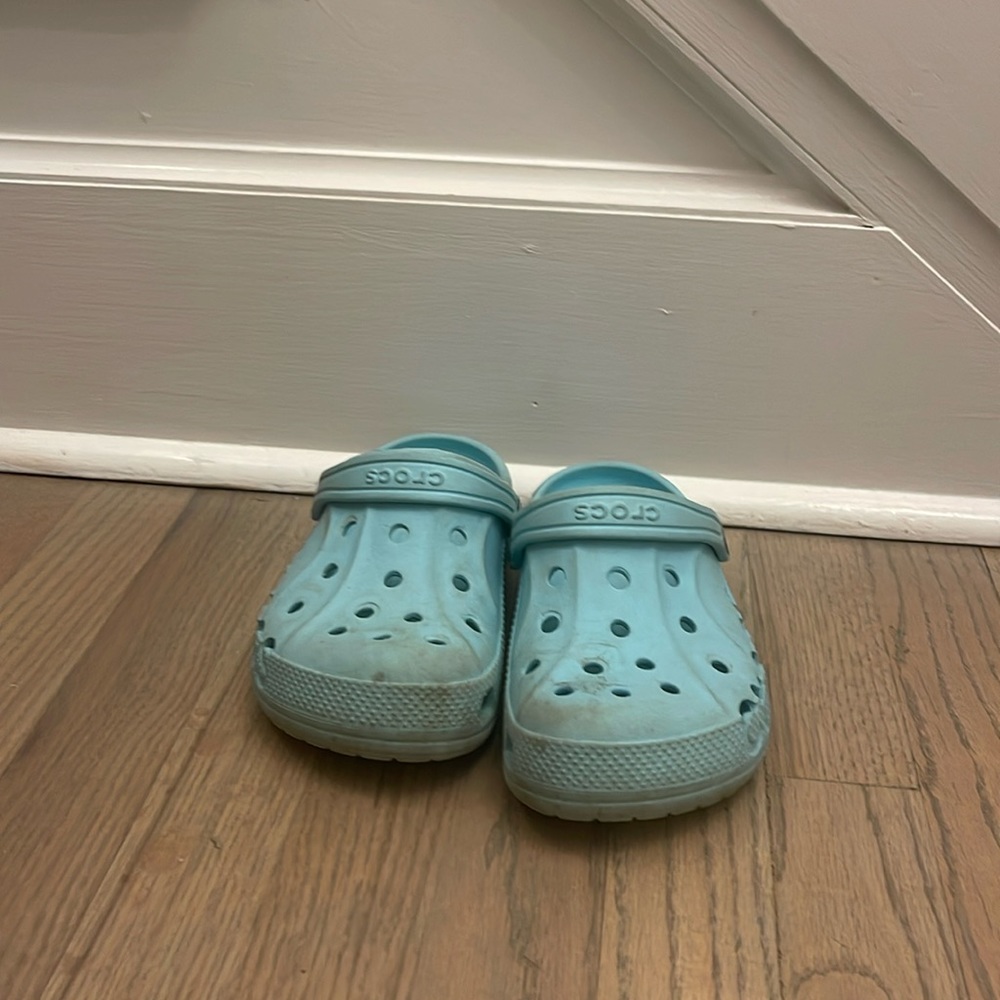 Crocs big kids size 2
